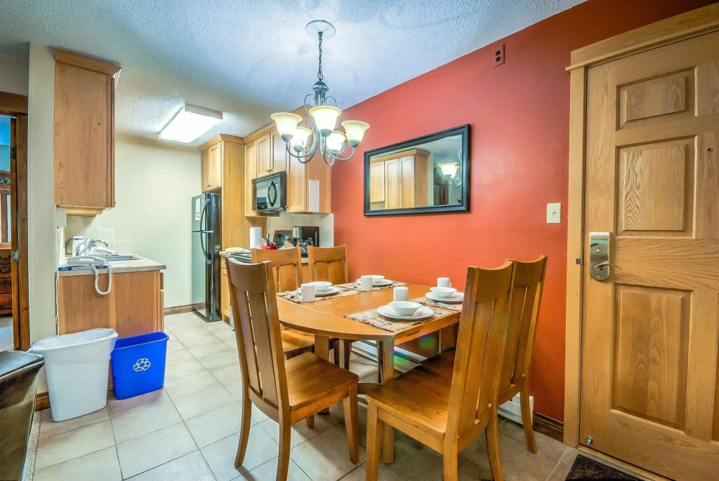 Ski-In/Ski-Out Condo with Shared Hot Tubs, Saunas, Patio, Shuttle to Ski Resort