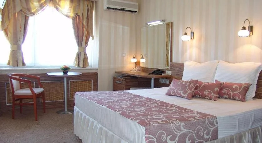 Hotel Vereya