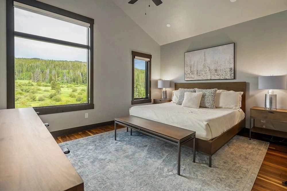 Blue Horizon Chalet 4 Bedroom Home