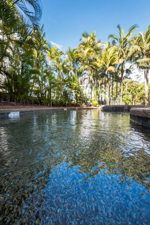 Surfers Hawaiian Holiday Apartments
