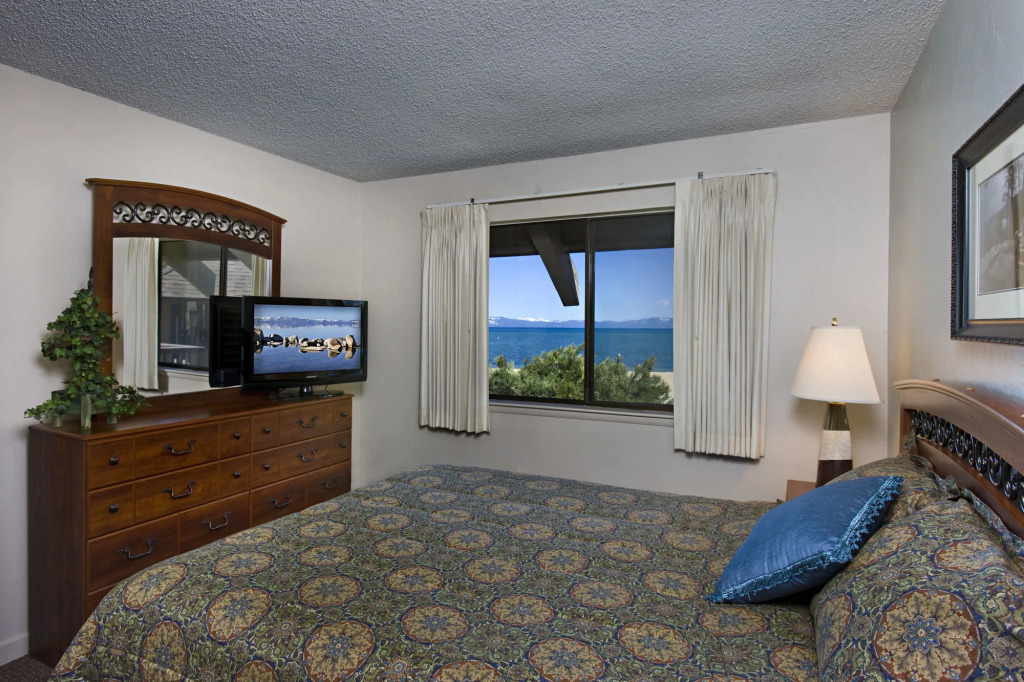 Tahoe Lakeshore Lodge & Spa