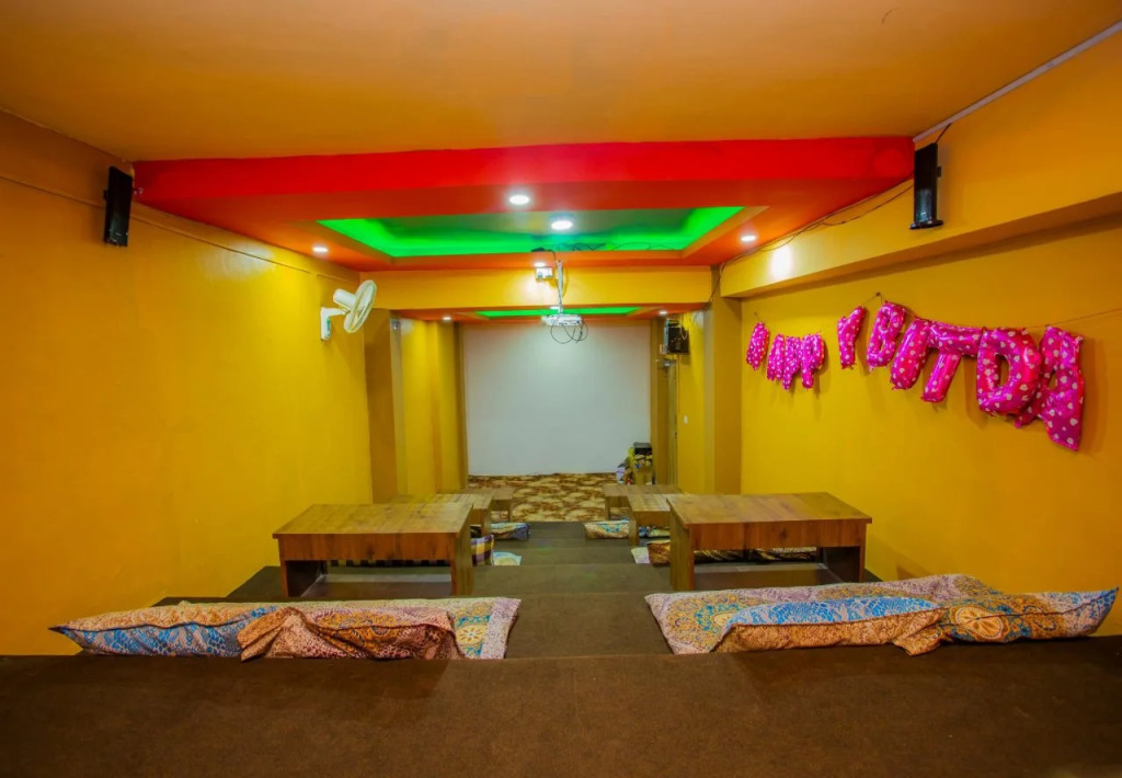 Hotel The Hub By OYO Rooms