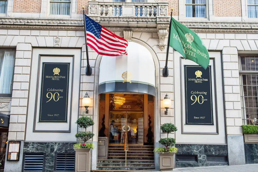 Mayflower Park Hotel