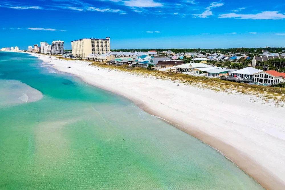 5508 Beach Drive by Forehand Rentals