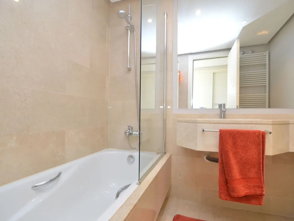 Golfside Luxury at Las Colinas