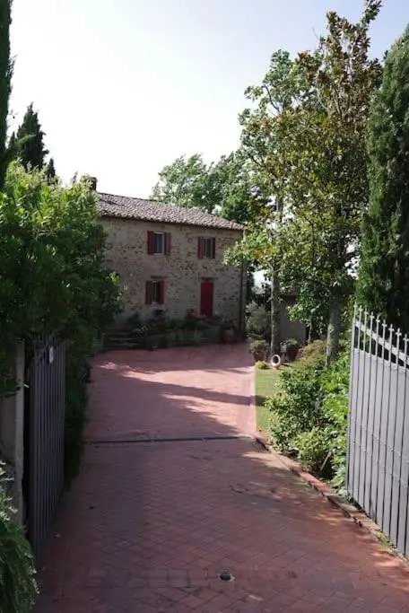 Villa Vestra in Vinci holiday home