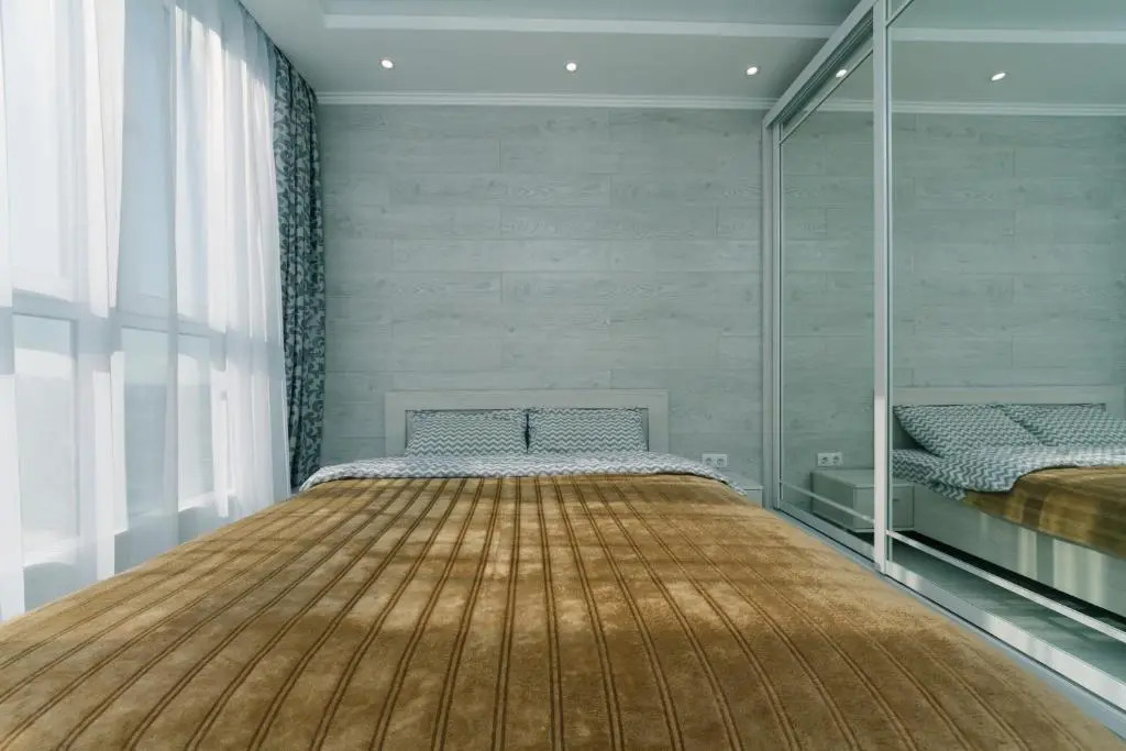 FlatRent Drahomanova 2a, Генератор! ліфти вода опалення