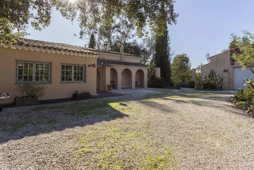 Frejus Villa with Private Pool & Beach