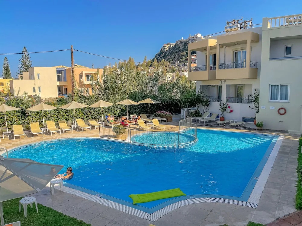 Melina Beach Hotel