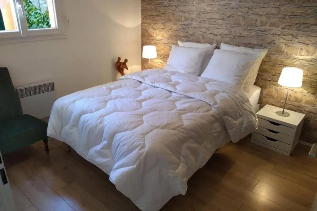 Blagnac : appartement T2 avec jardin, parking et climatisation