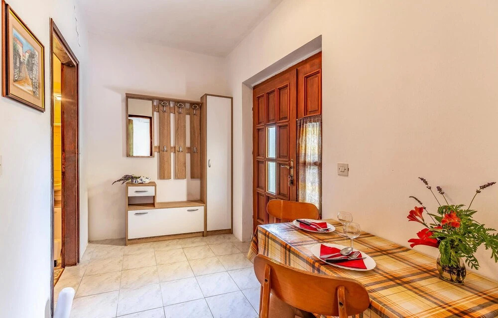 Amazing Apartment in Medulin With 1 Bedrooms and Wifi