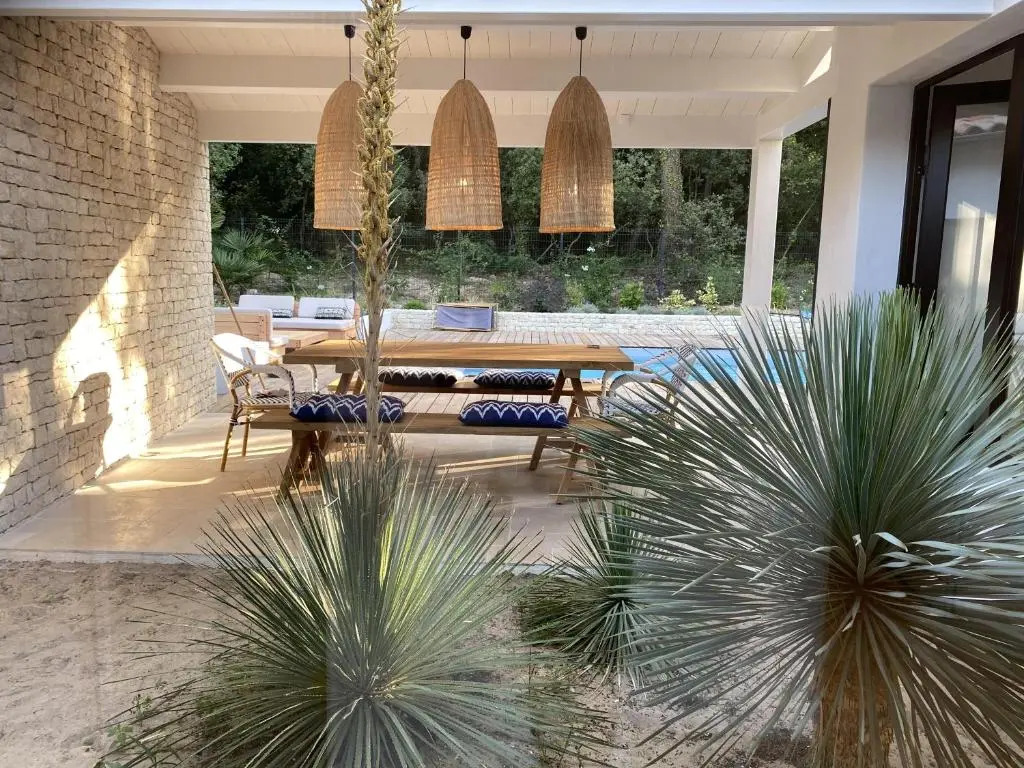 Belle villa rétaise 4 étoiles avec piscine chauffée