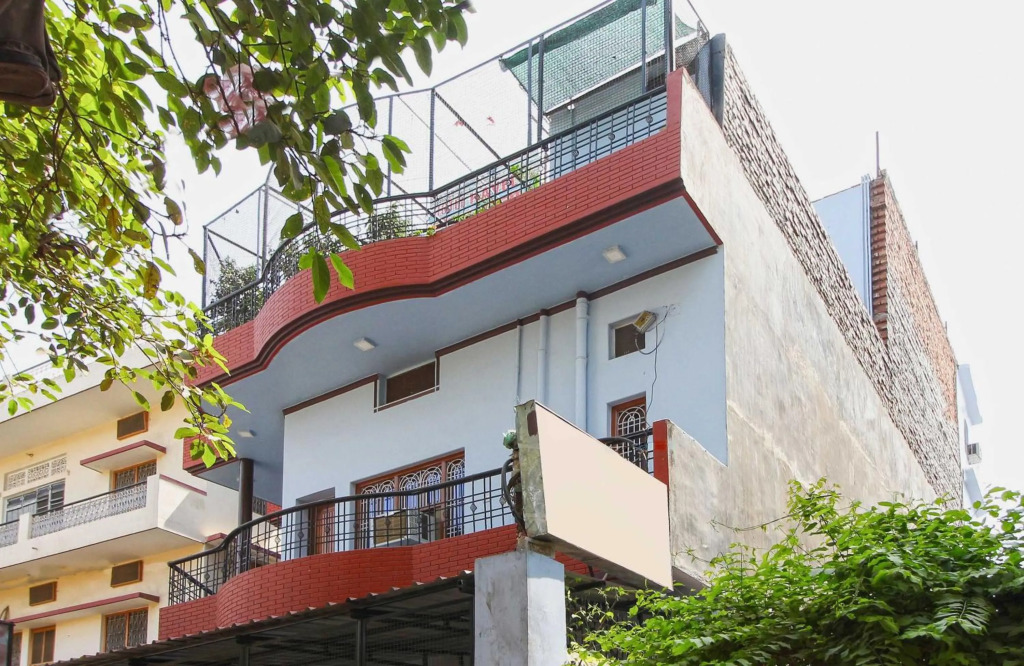 Super OYO 9928 Hotel Haveli Inn1