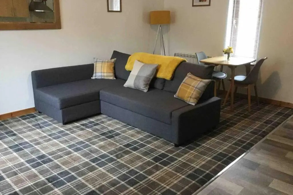 Tigh Stobban Apartment 1