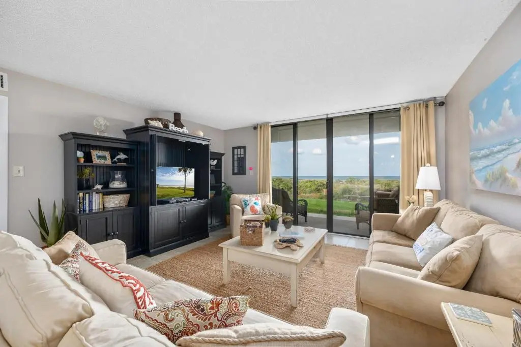 Barefoot Trace 115, 2 Bedrooms, Sleeps 6, Ocean Front, Pool, WiFi