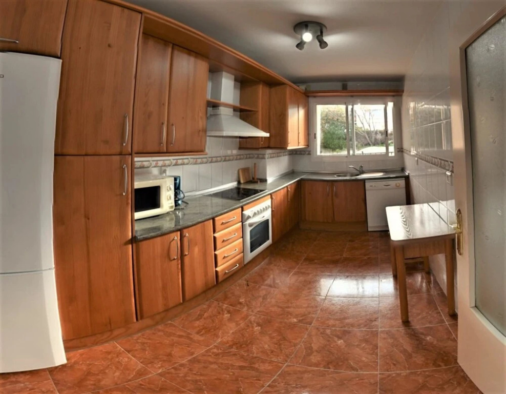 Apartment With 2 Bedrooms in Fuengirola, With Pool Access and Furnishe
