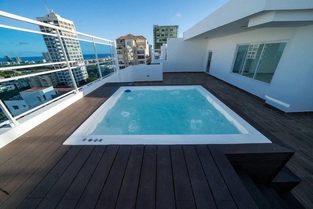 Enjoy Stylish 3br 3, 5b Stylish, Downtown Ocean View