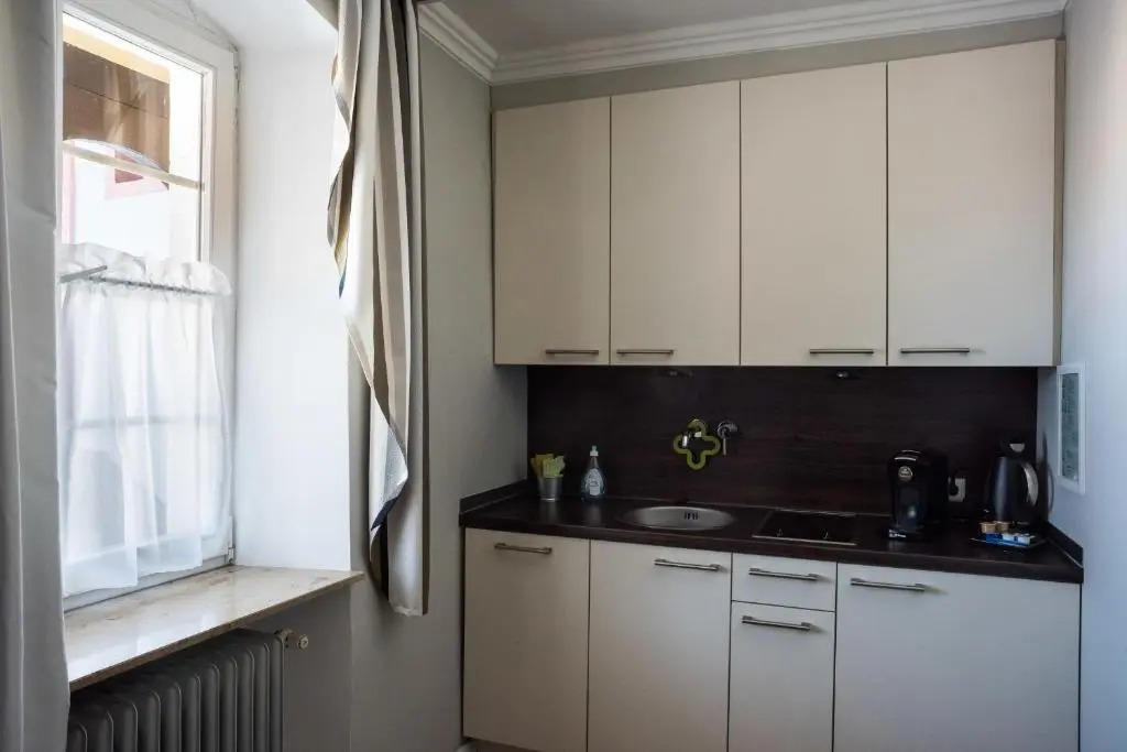 Studio Apartment