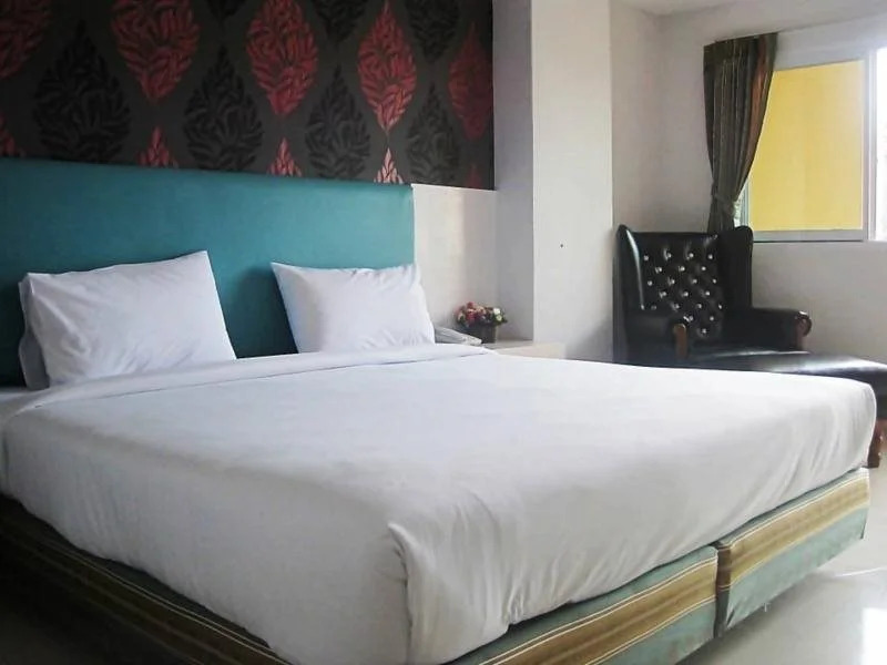 Orange Grand Hotel