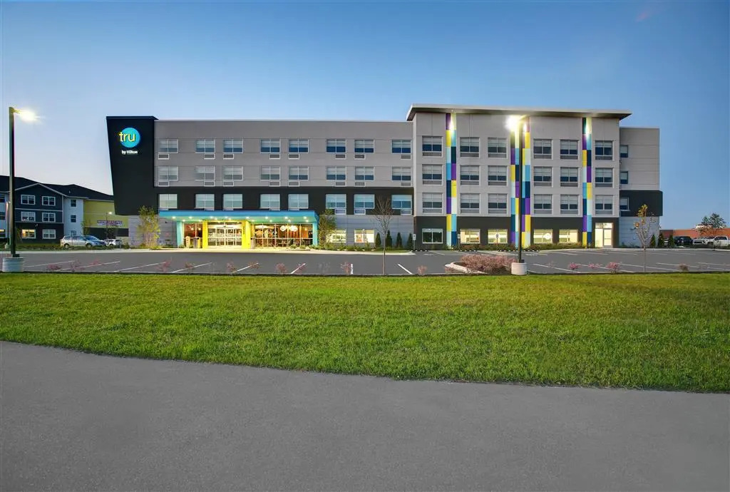 Tru By Hilton Stoughton
