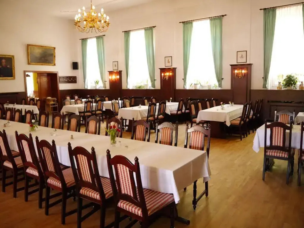 Hotel & Restaurant Lindengarten