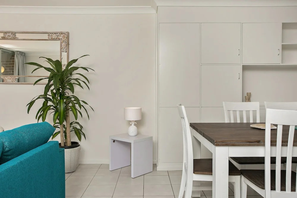 2/56 Lawson Street@Clarkes Beach