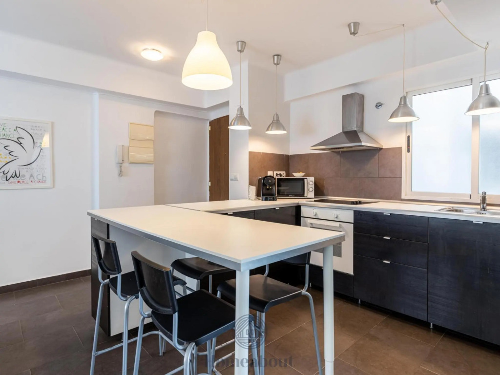 CERVANTES Apartment 28 2BR 1BT