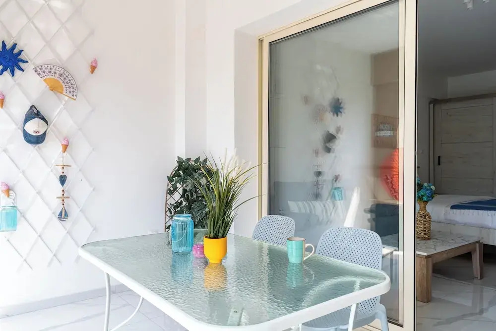 Sunny Side Studio W-Terrace  Larnaca