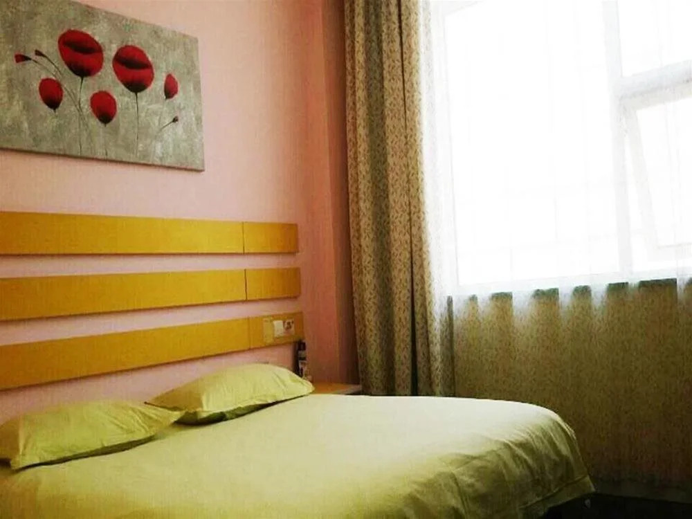Luke Hotel