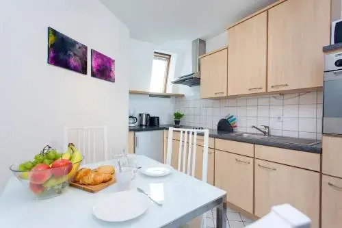 The Danziger, 2 unique roof top units in PrenzlauerBerg, group & family friendly, from 2 up to 7 Guests