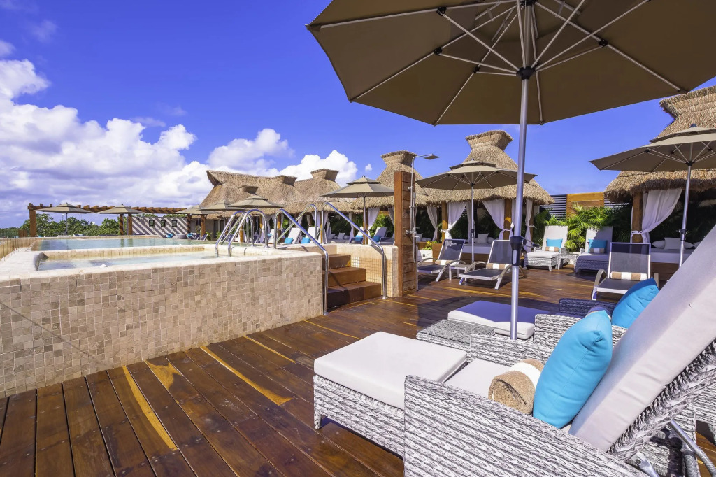 Naay Tulum Curamoria Collection
