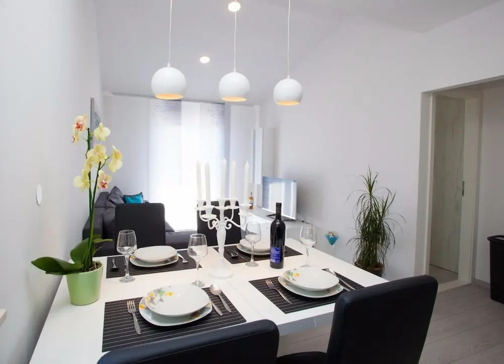 Villa Ana - Makarska by Villas Guide