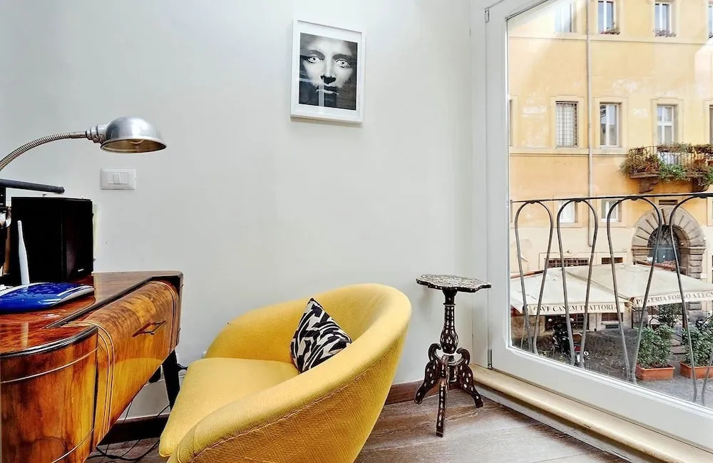 Trastevere Essence by Nosdom Properties