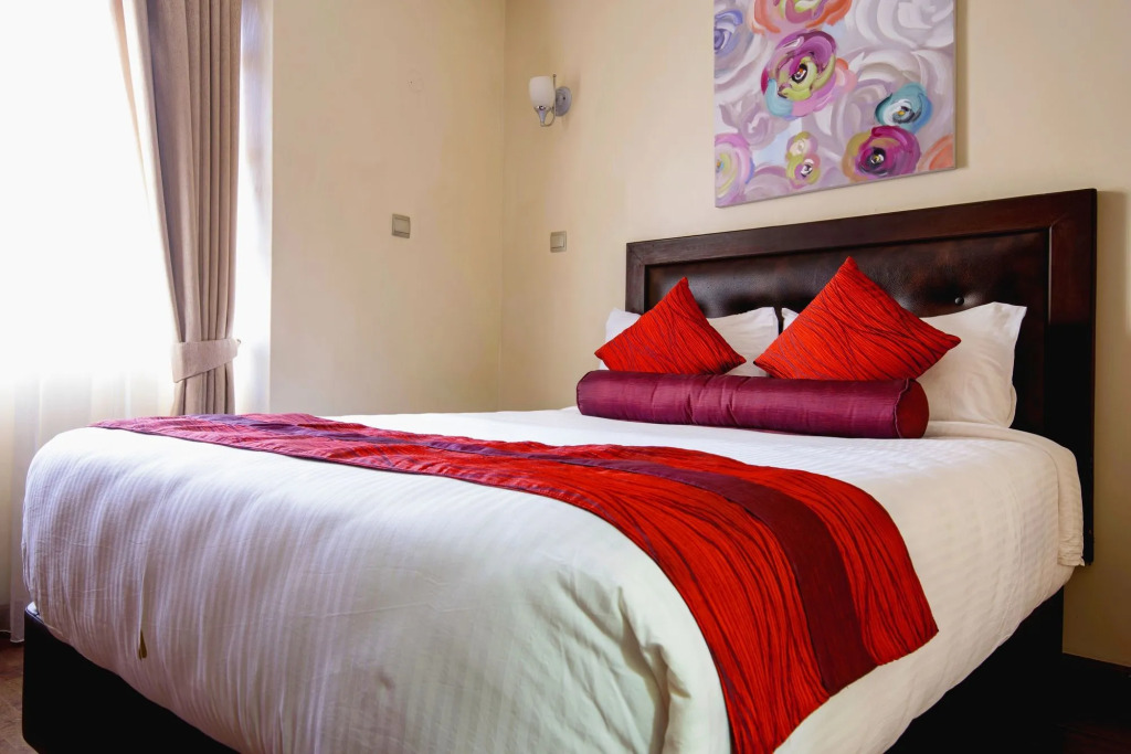 Gramo Suites
