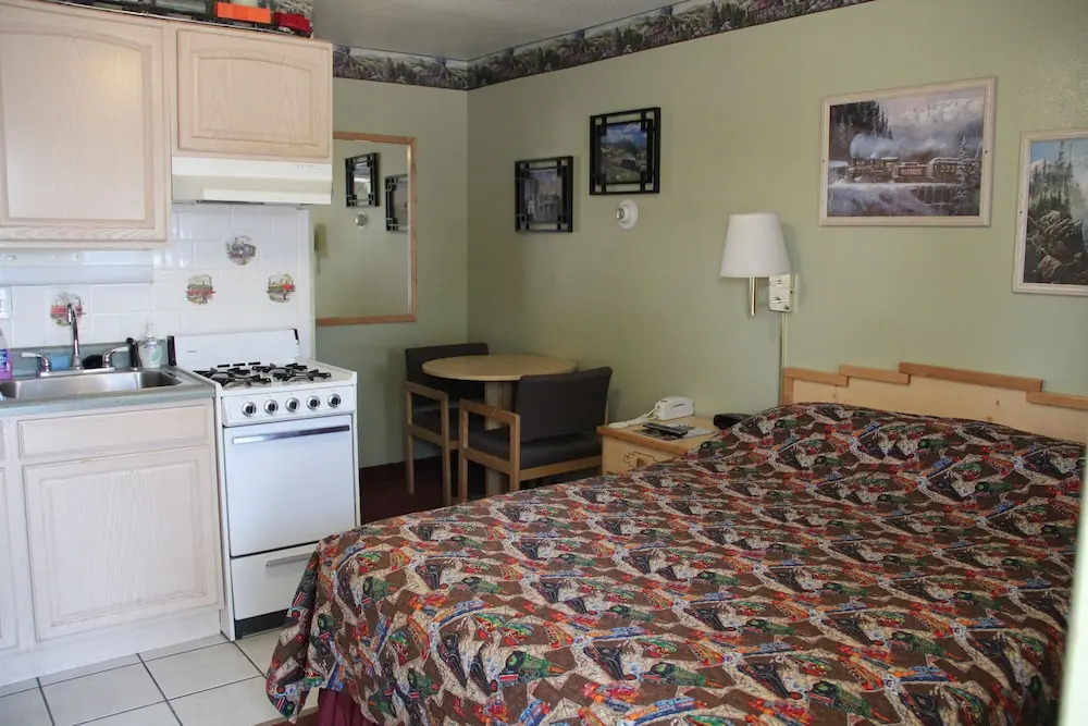 Elk Run Inn