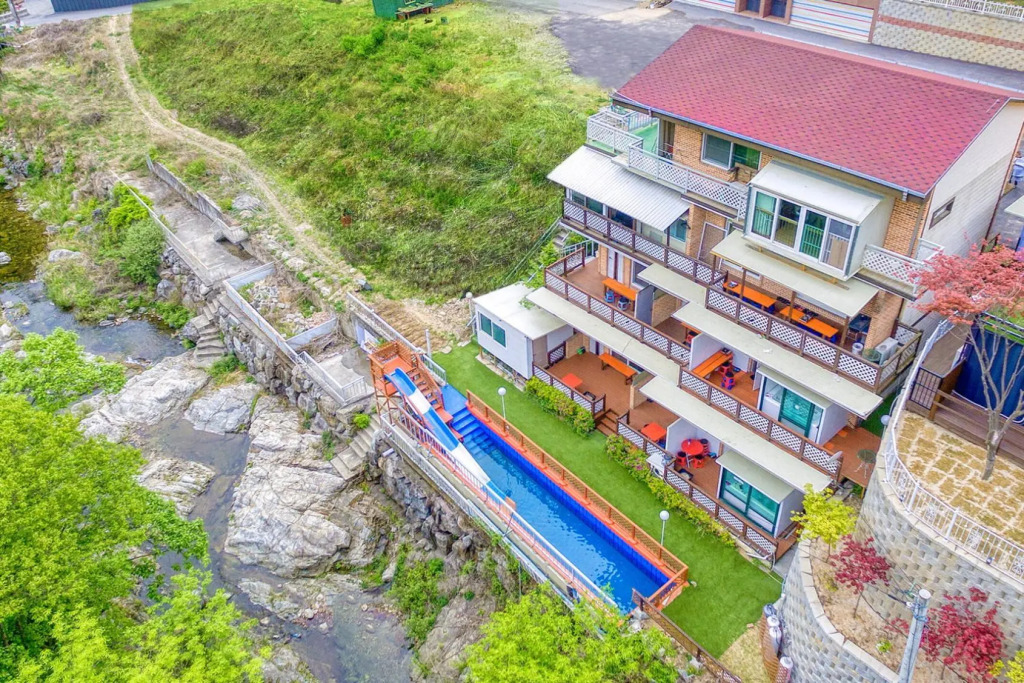 Gapyeong Calbongsan Pension