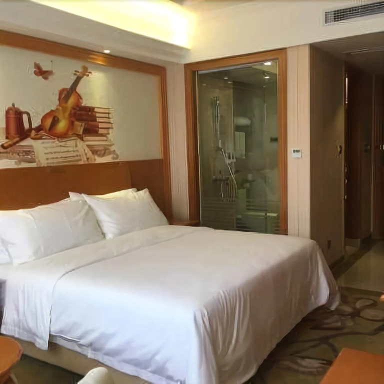 Vienna Hotel Fujian Quanzhou Bus Station