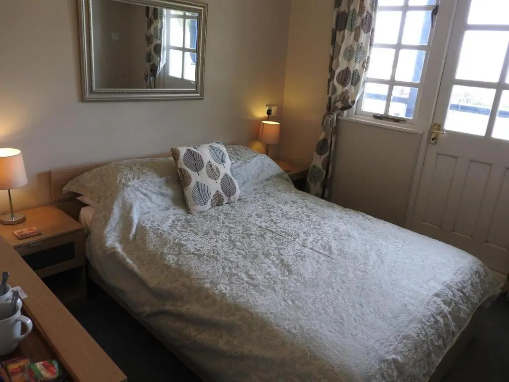 Riverside Cottage B&B