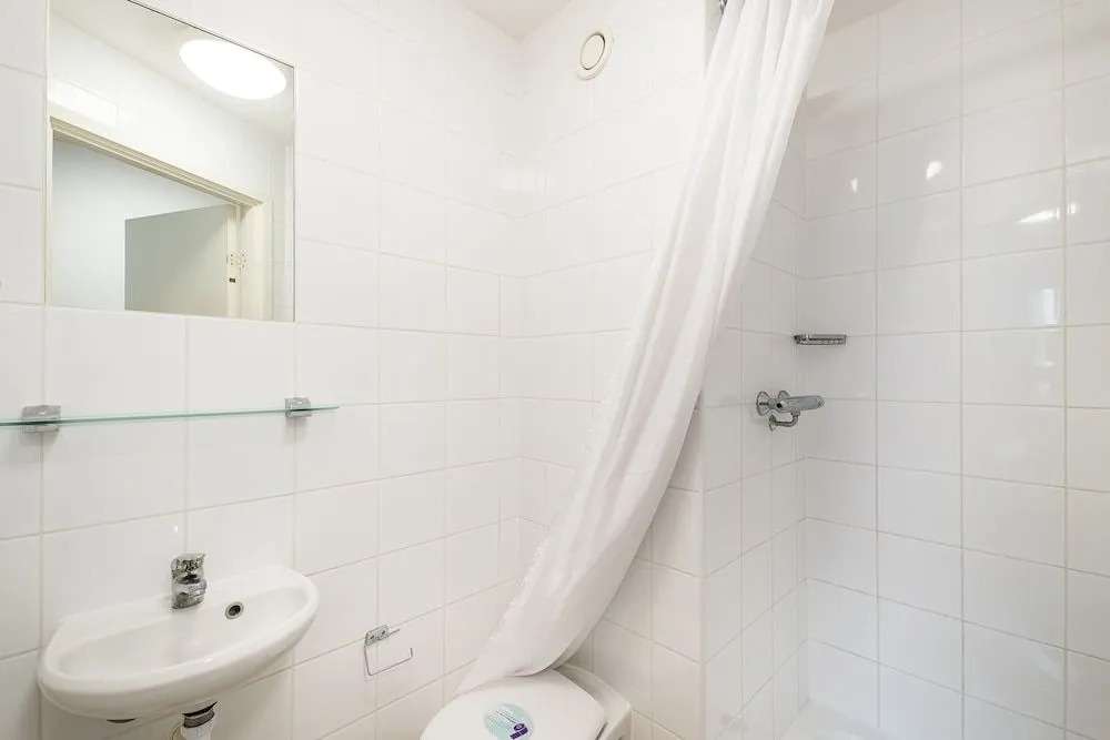 En Suite Rooms, GILLINGHAM