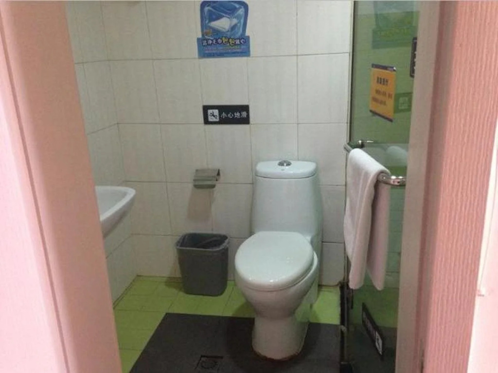 7Days Inn Shanghai Railway Station Branch