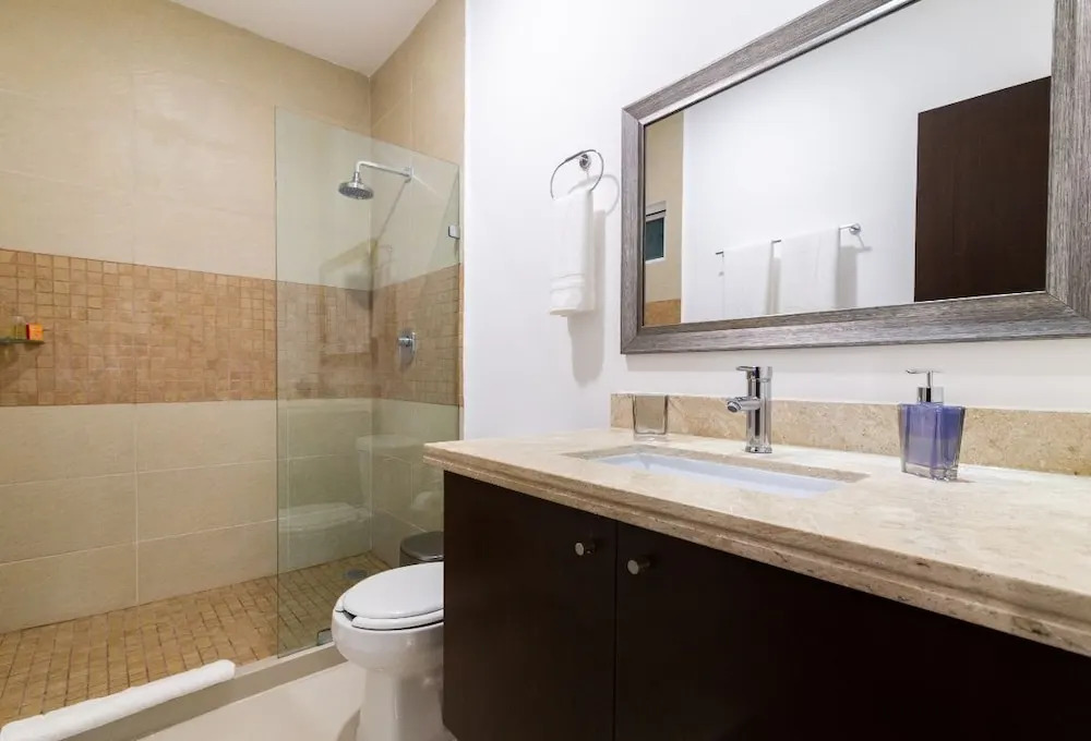 Sabbia 4104 - 3 Bedrooms ALL IN Suite Condo