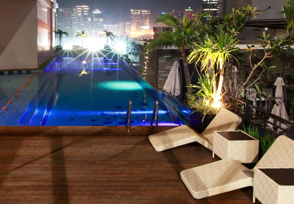 FX Residence