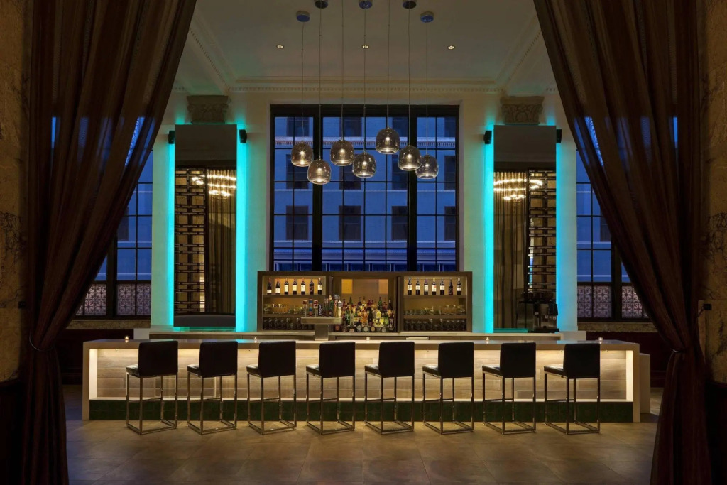 Courtyard by Marriott San Diego Downtown