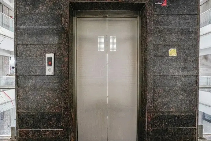 Fabhotel Royal Orbits