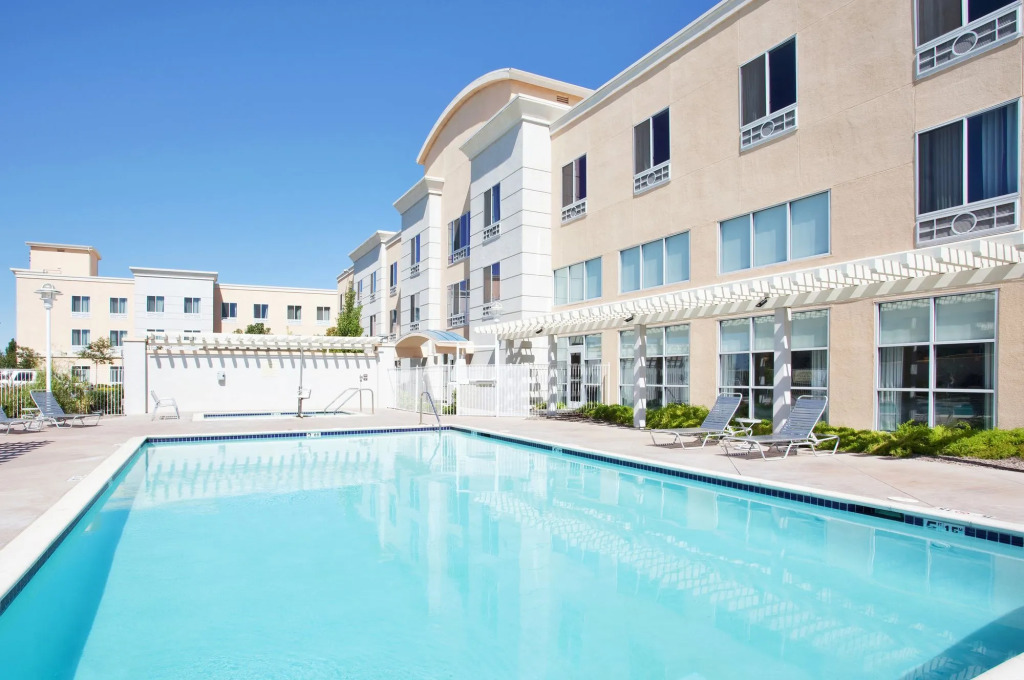 Holiday Inn Express Hotel Sacramento Airport Natomas by IHG