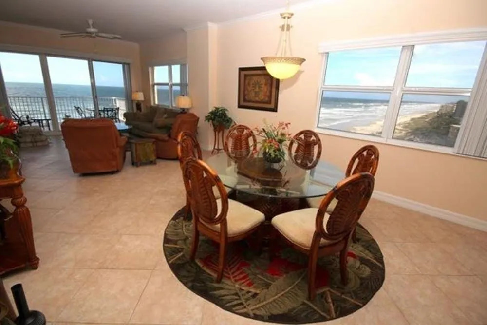 Malibu 704 Apartment 3