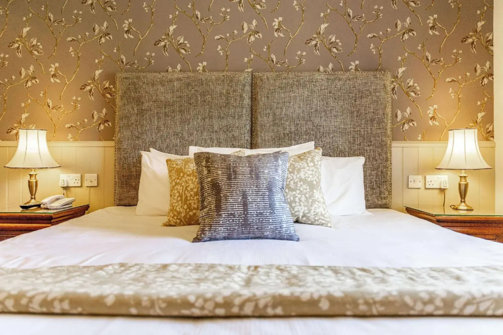 Leigh Park Country House Hotel  Vineyard, Bwsc