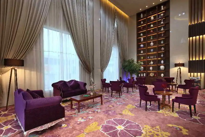Guangzhou Xingji Hotel (Guangzhou Zhongxin Knowledge City Hongwei Metro Station Branch)