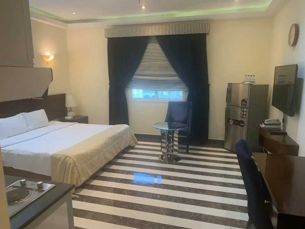 Royal Mirage Hotel and Apartments