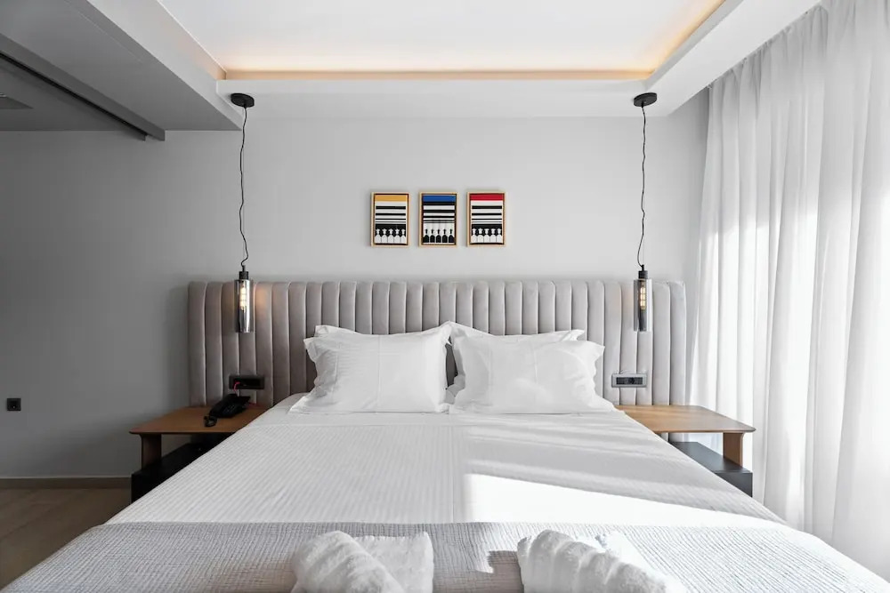 Ennea Muses Rooms and Suites